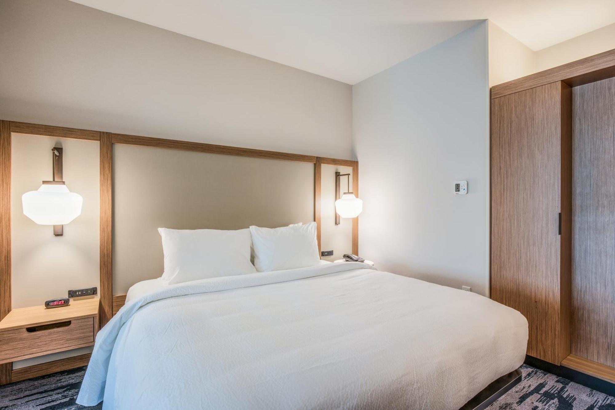 Holiday Inn Express & Suites Platteville By Ihg Exterior foto